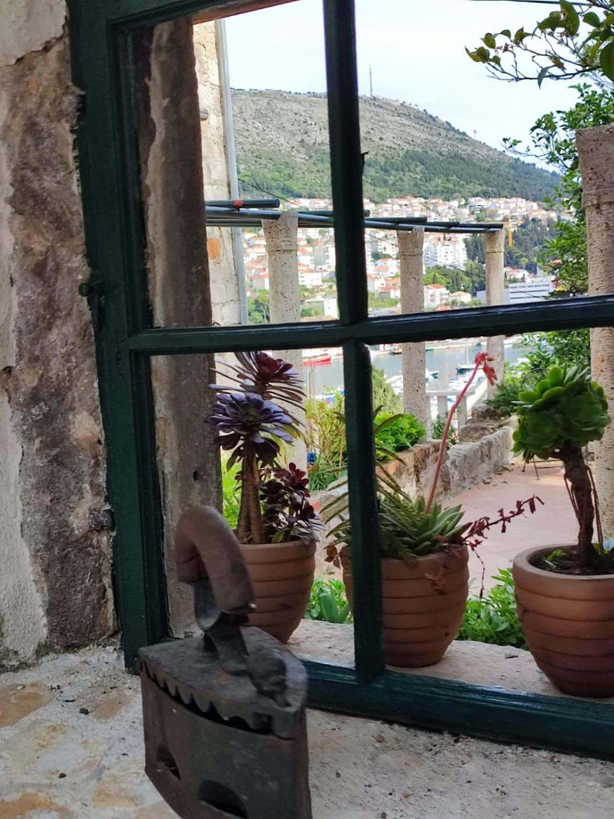 דירות Peaceful House In דוברובניק מראה חיצוני תמונה